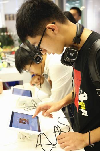 英孚武汉光谷中心今天盛大开幕，并首次推出“Lite”课程，受到年轻群体的青睐
